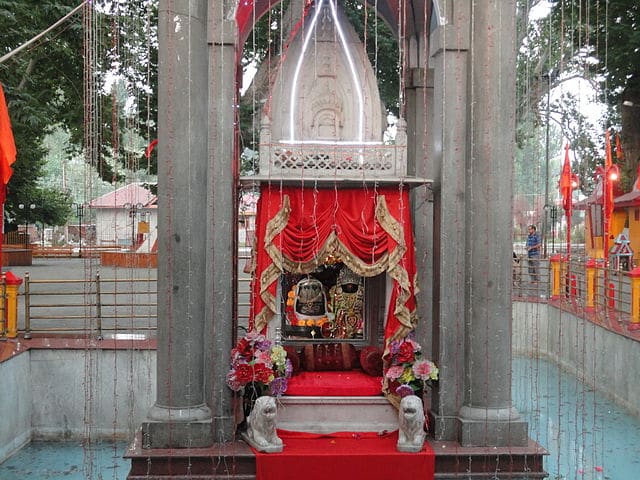 kheer-bhawani-templom