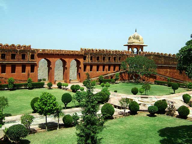 jaigarh-fort