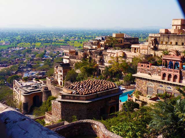 neemrana-fort1