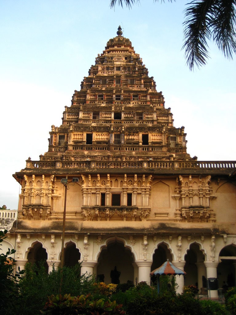 Thanjavur Royal Palace, ธานชาวูร์