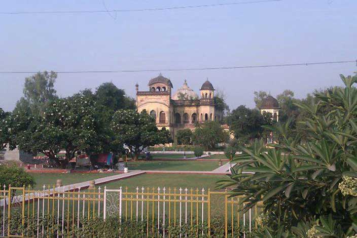 Begum-Hazrat-Mahal-Park